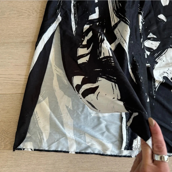 DIARRABlU Naim Maxi Dress
Size M (8-10) - Picture 7 of 15